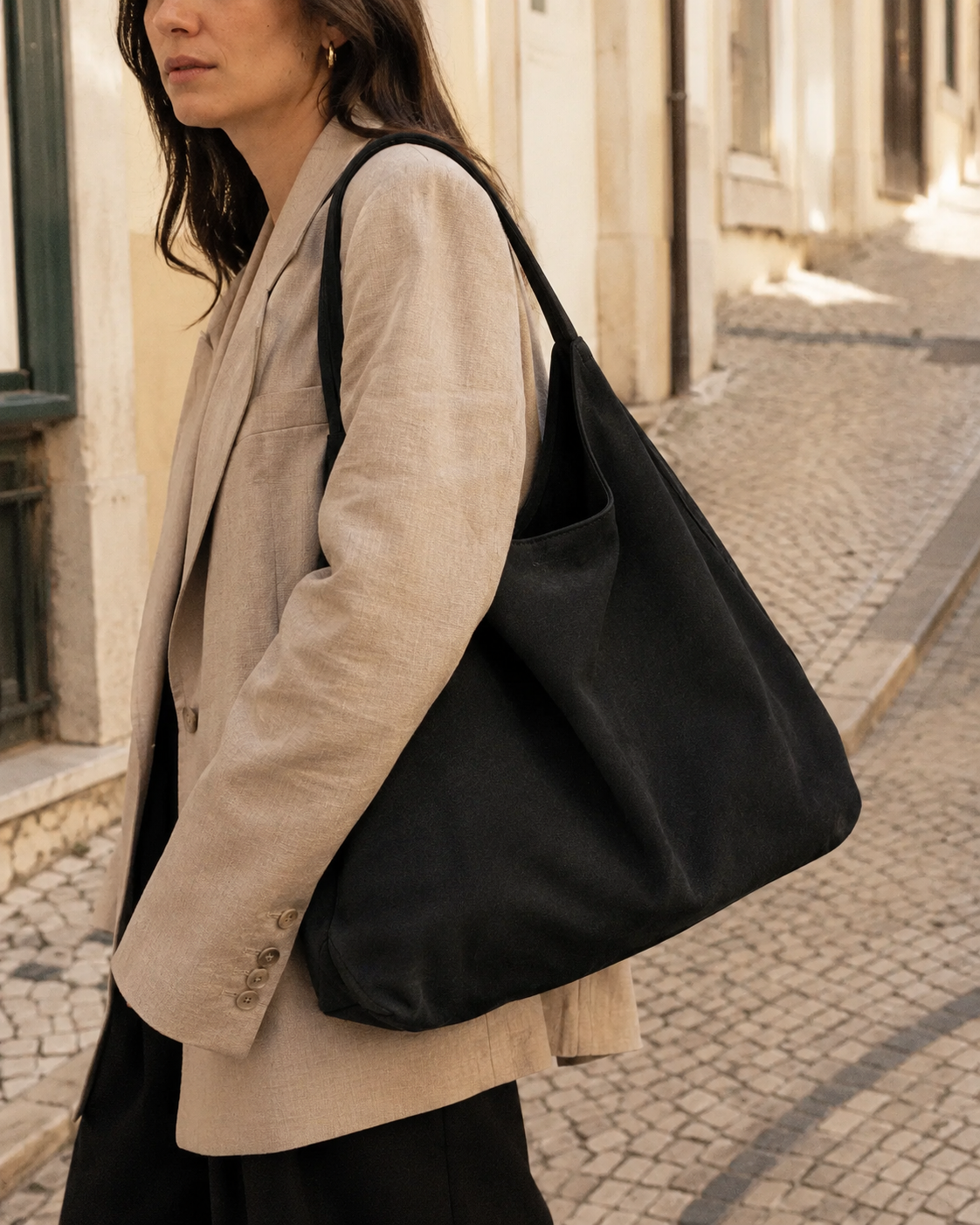 TÁCITA RIVA — Hobo Grande, Preto — imagem 3