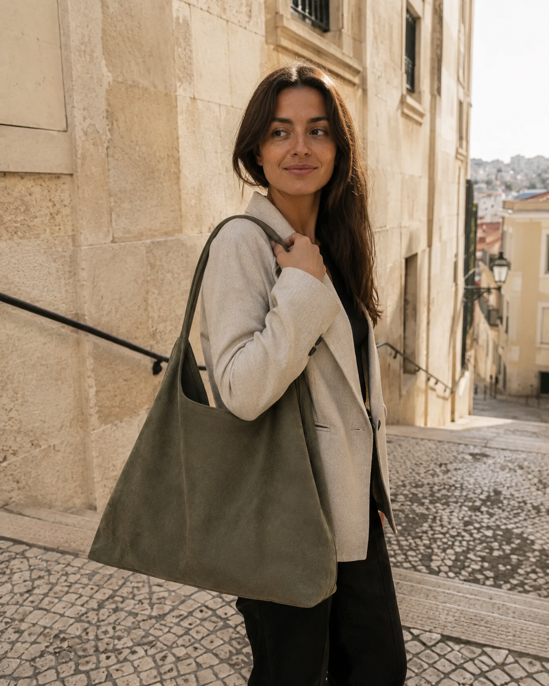 TÁCITA RIVA — Hobo Grande, Verde oliva — imagem 3
